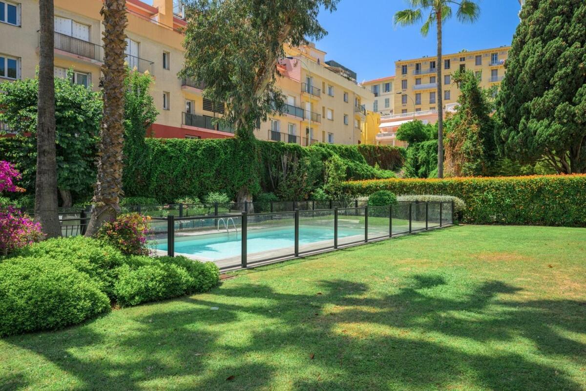 Le Coq Wagner - Garage - Swimming Pool Menton Exterior foto